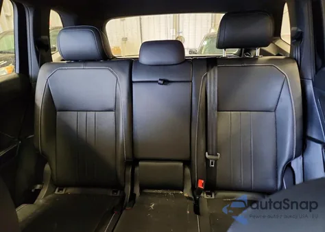 2023 Volkswagen Tiguan Se R-Line Black z USA, uszkodzony, nr VIN 3VV8B7AX8PM028767